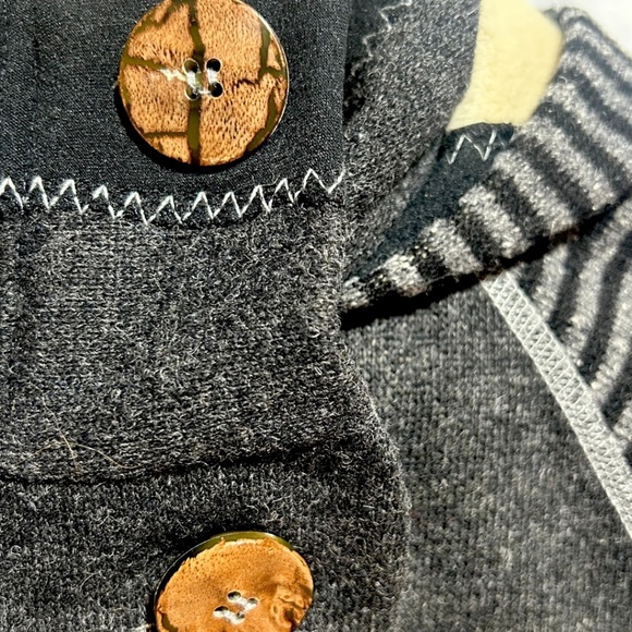 Prana Breathe Kari Hooded Wool Blend Jacket in Striped Gray, Size L - Picture 6 of 8